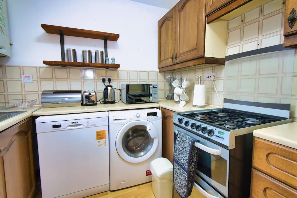 Two Bed House Near Kings Cross Apartment ลอนดอน ภายนอก รูปภาพ