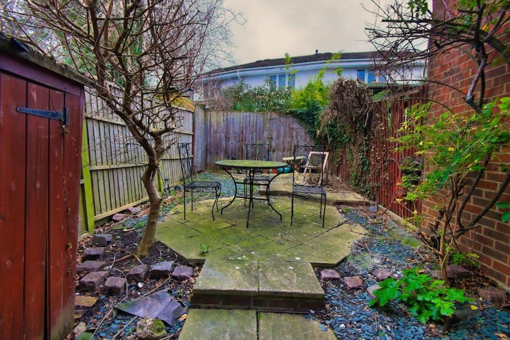 Two Bed House Near Kings Cross Apartment ลอนดอน ภายนอก รูปภาพ